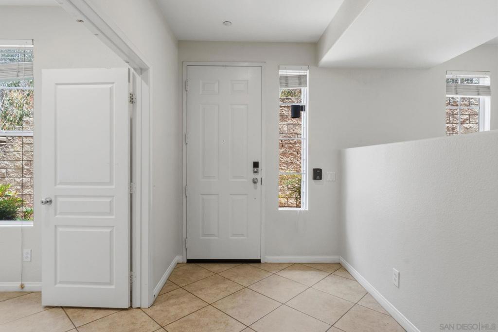 750 Harbor Cliff Way 105 Property Photo 3