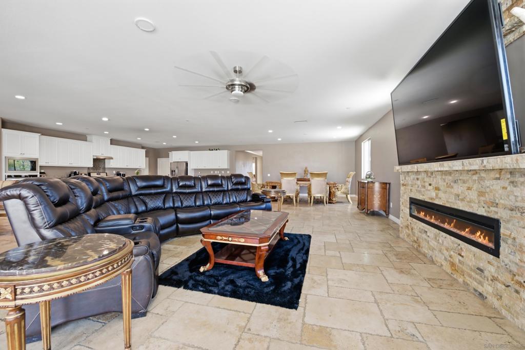 34880 Windwood Glen Ln Property Photo 13