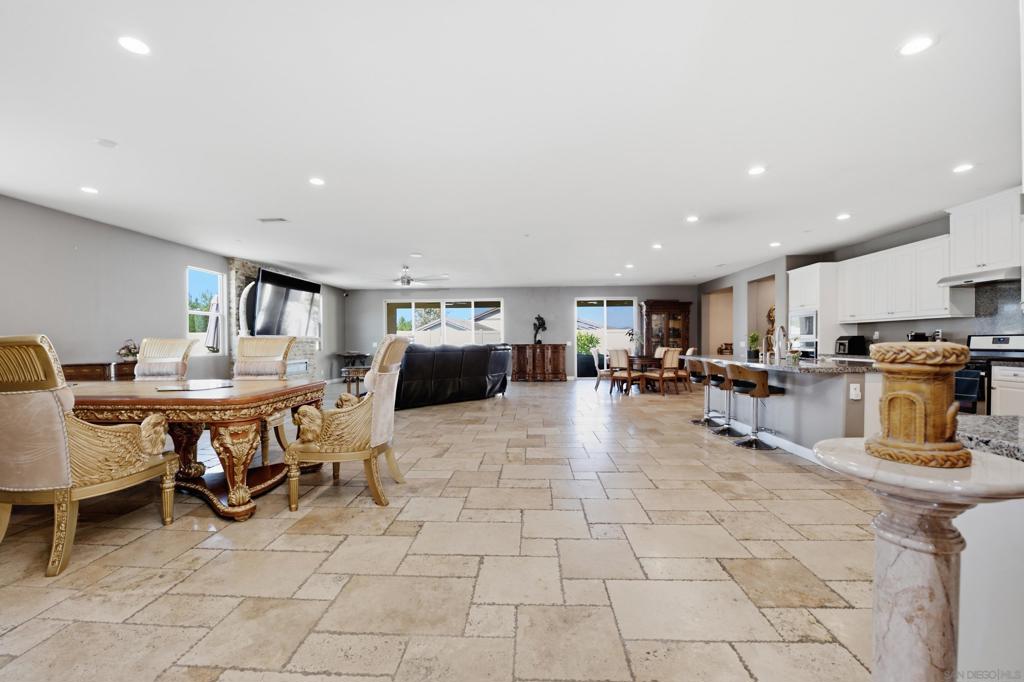 34880 Windwood Glen Ln Property Photo 14
