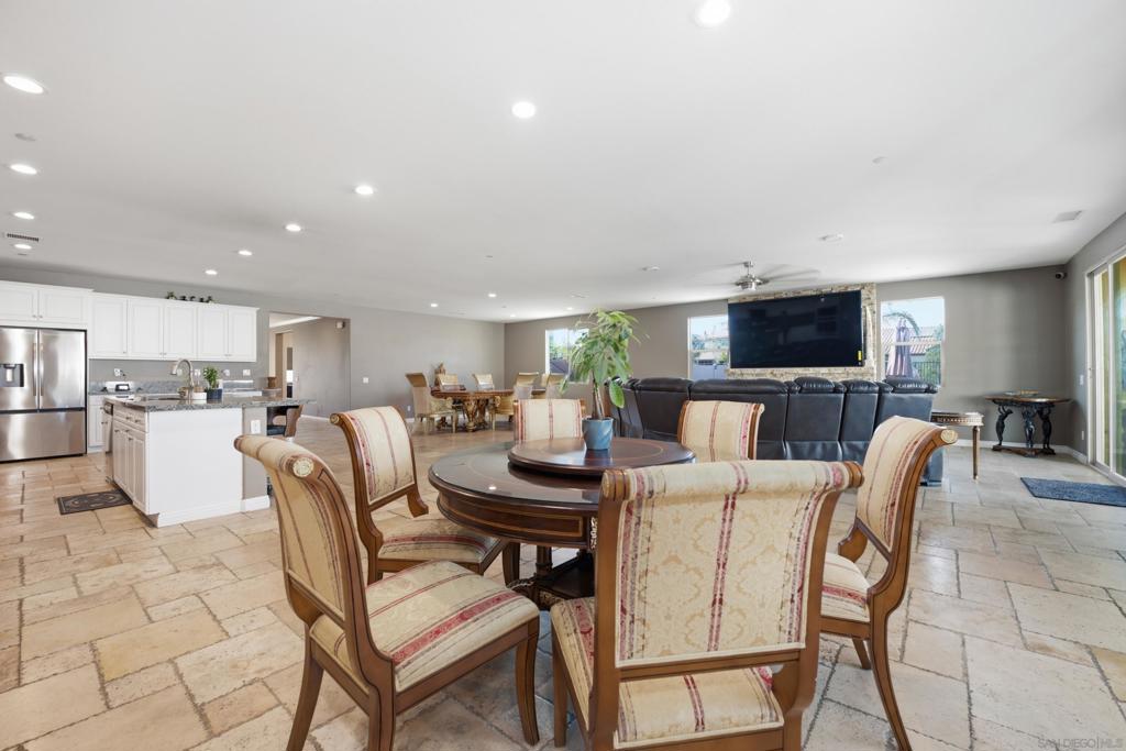 34880 Windwood Glen Ln Property Photo 15