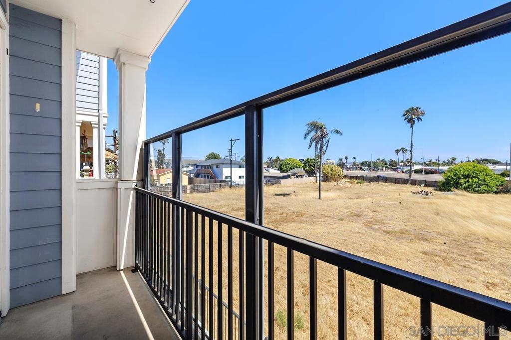 523 Sandpiper Property Photo 8