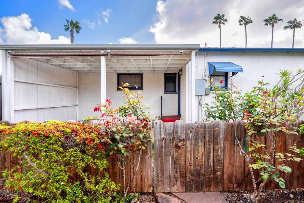 4568 70 Winona Ave Property Photo 22