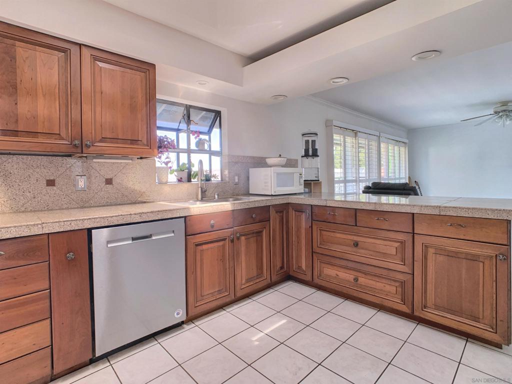 3606 Hartzel Dr Property Photo 20