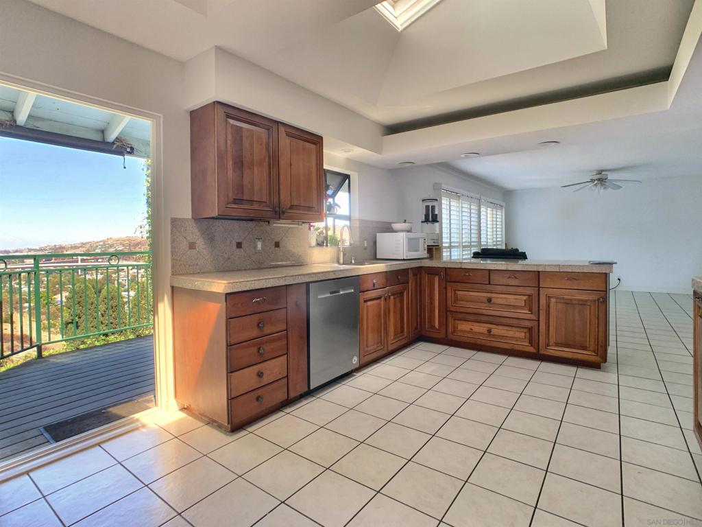 3606 Hartzel Dr Property Photo 21