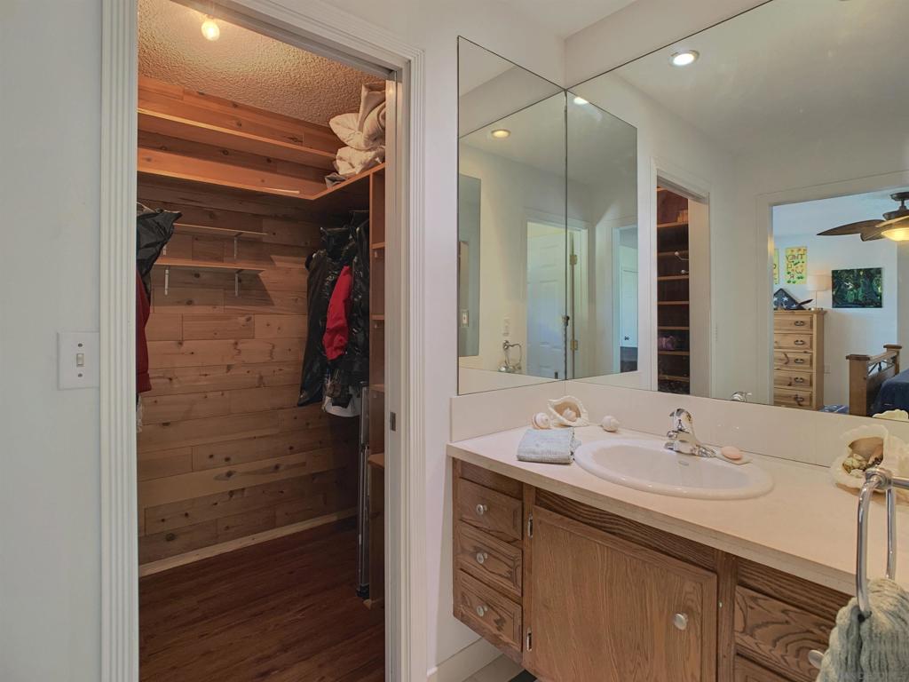 3606 Hartzel Dr Property Photo 36