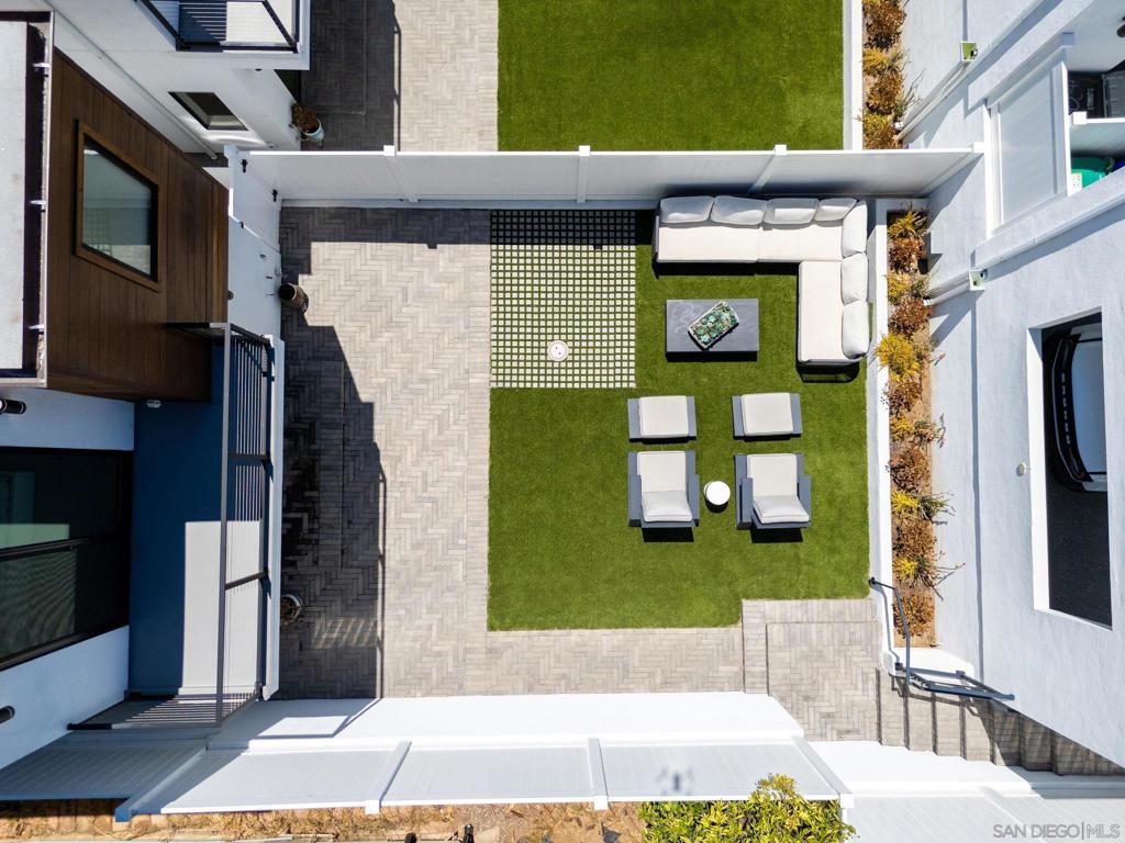 1034 Pennsylvania Avenue Property Photo 3