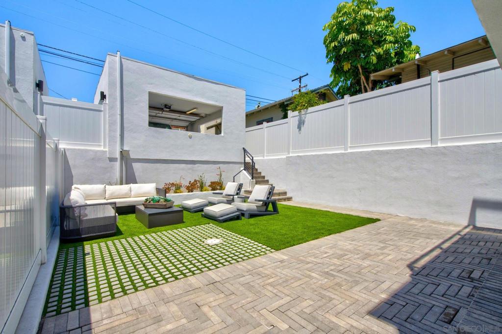 1034 Pennsylvania Avenue Property Photo 4