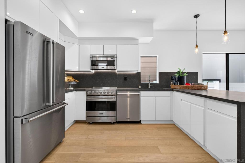 1034 Pennsylvania Avenue Property Photo 11