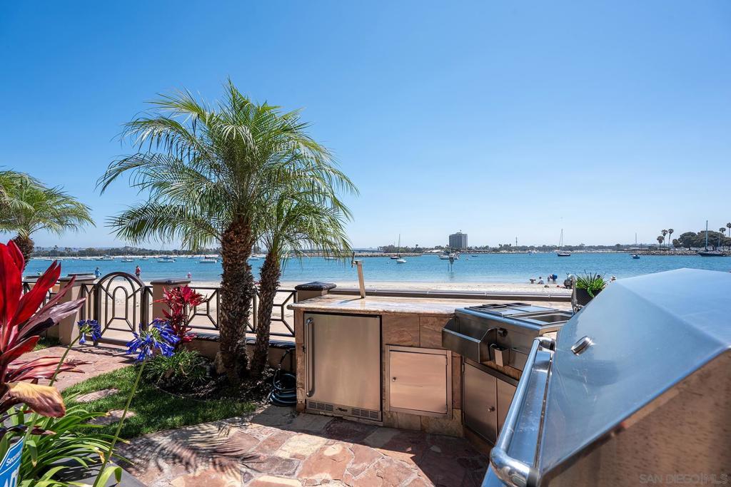 2741 Bayside Walk Property Photo 17