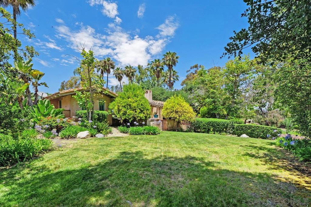 17240 Avenida De Acacias Property Photo 43