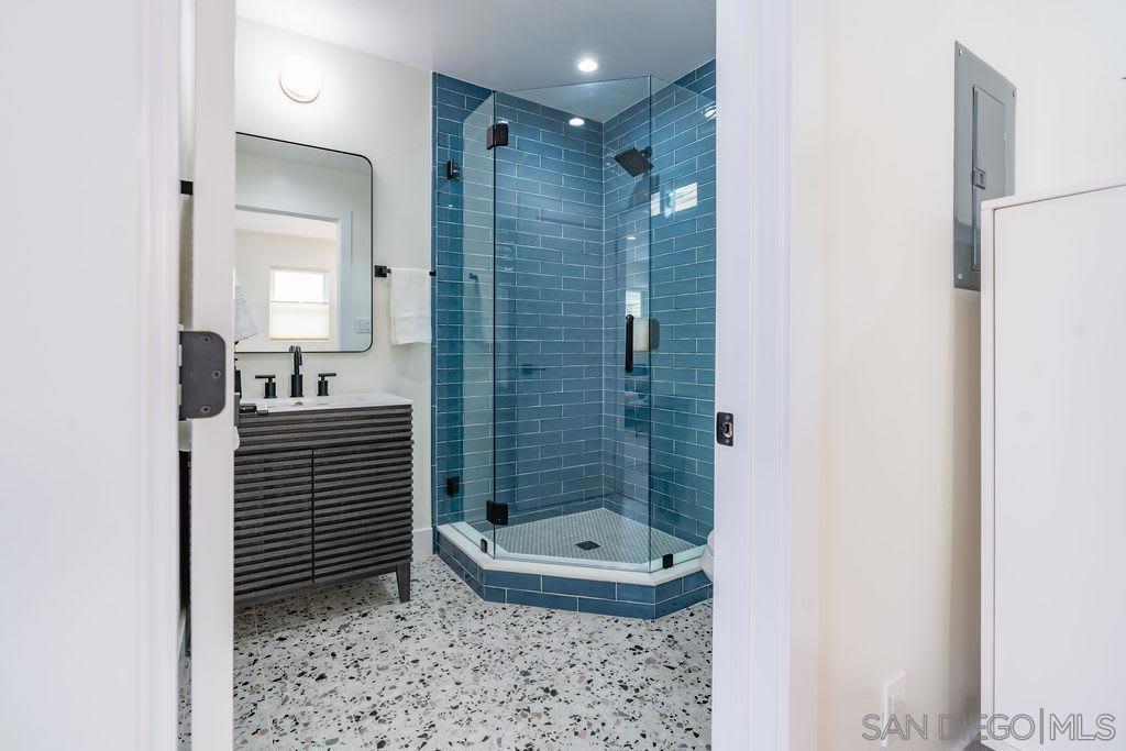 725 Pennsylvania Ave 731 Property Photo 14