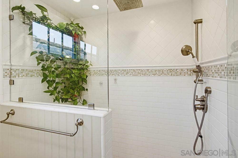 464 C Property Photo 34