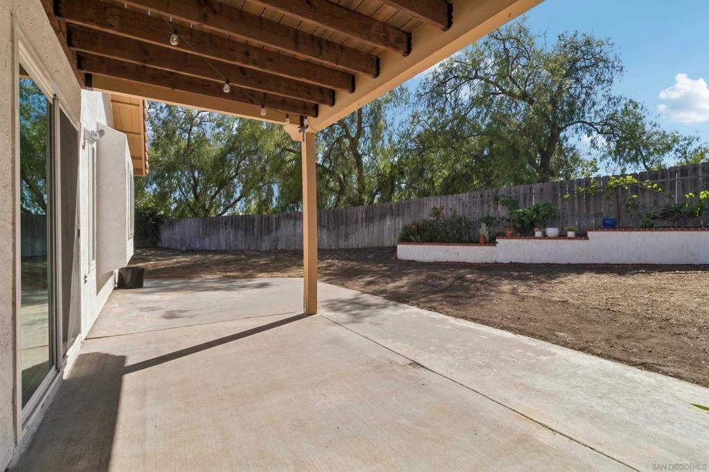 2343 Fair Oak Property Photo 20