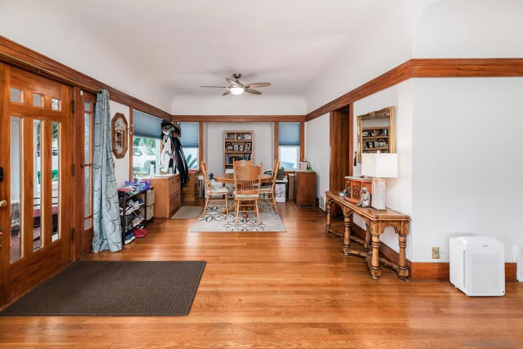 2911 15 Kalmia St Property Photo 9