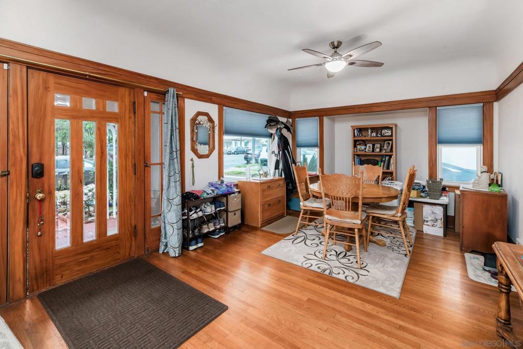 2911 15 Kalmia St Property Photo 10