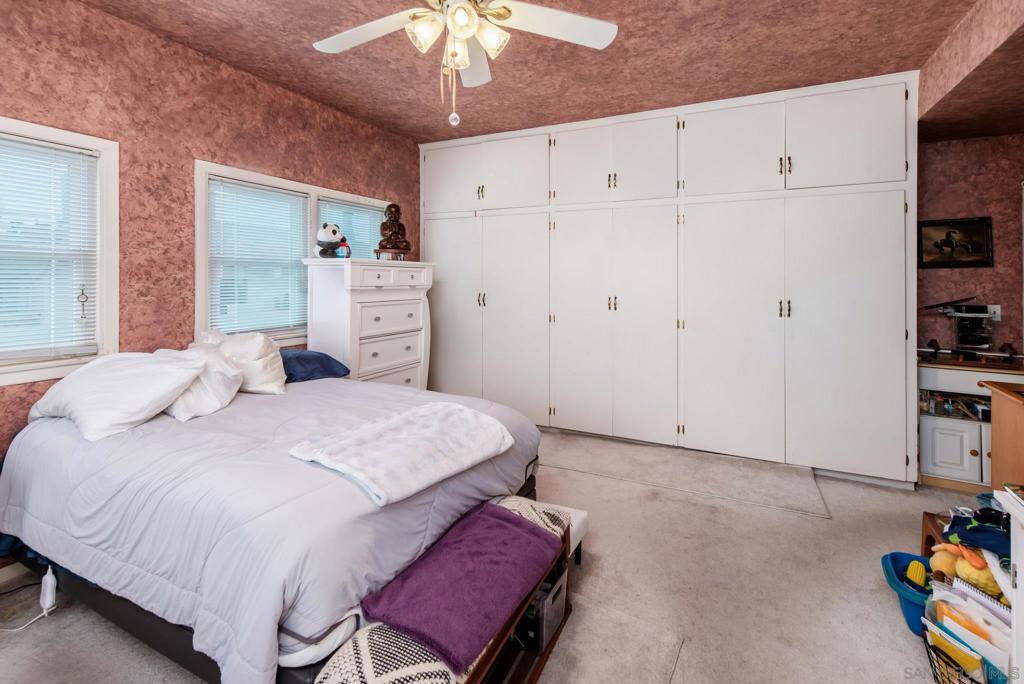 2911 15 Kalmia St Property Photo 16