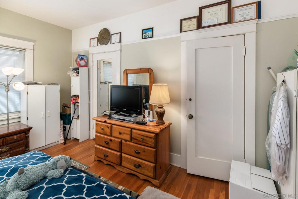 2911 15 Kalmia St Property Photo 19
