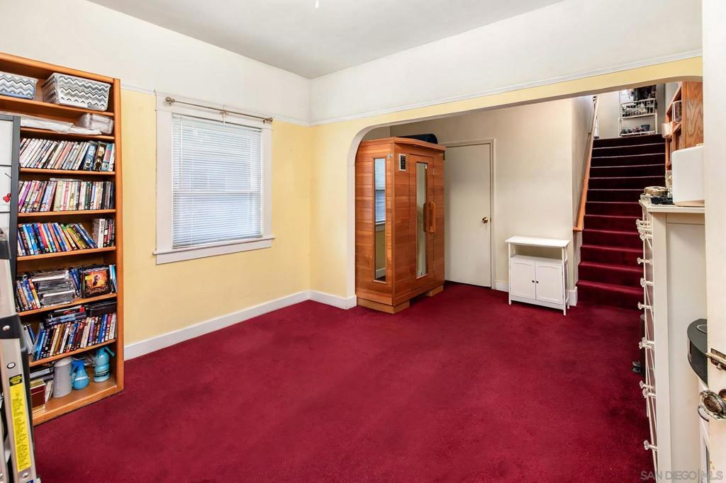 2911 15 Kalmia St Property Photo 23