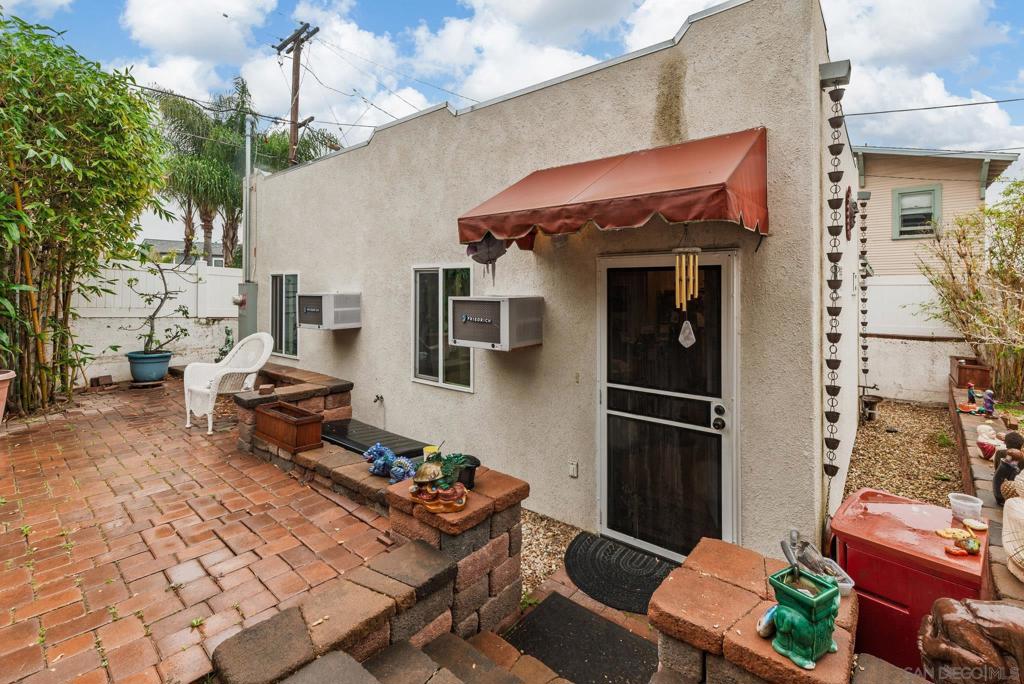 2911 15 Kalmia St Property Photo 31
