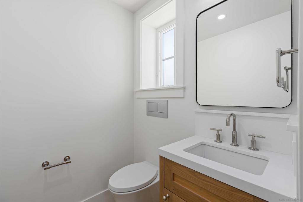 747 Orange Ave 304 Property Photo 10