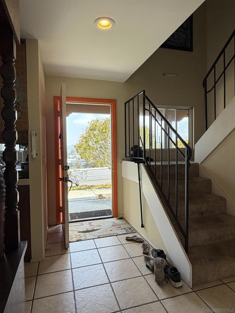584 86 Lomas Santa Fe Dr Property Photo 20