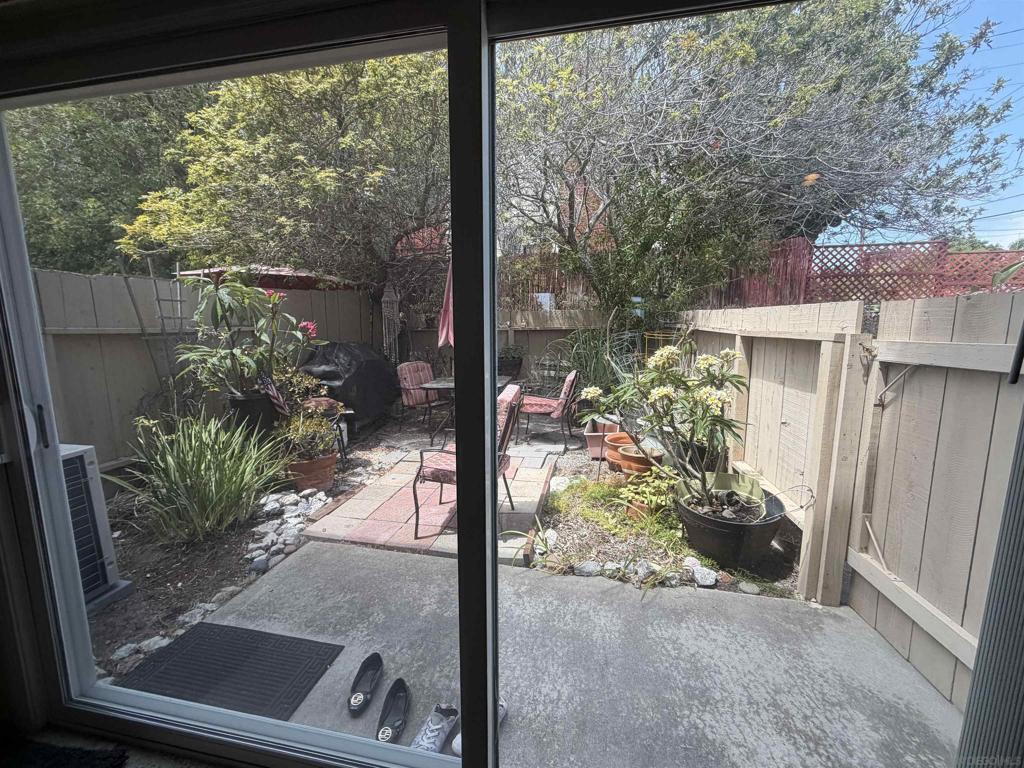 584 86 Lomas Santa Fe Dr Property Photo 22