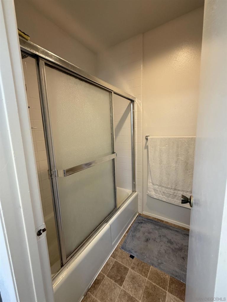584 86 Lomas Santa Fe Dr Property Photo 32