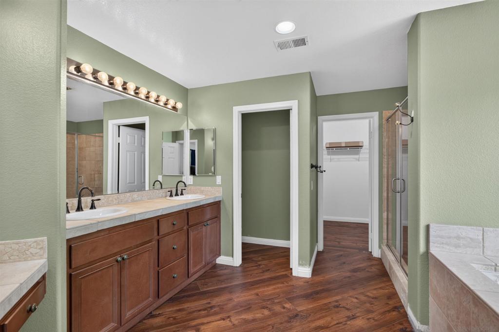 16159 Cayenne Creek Pl Property Photo 32