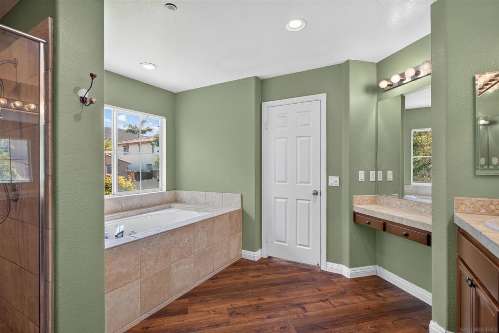 16159 Cayenne Creek Pl Property Photo 33