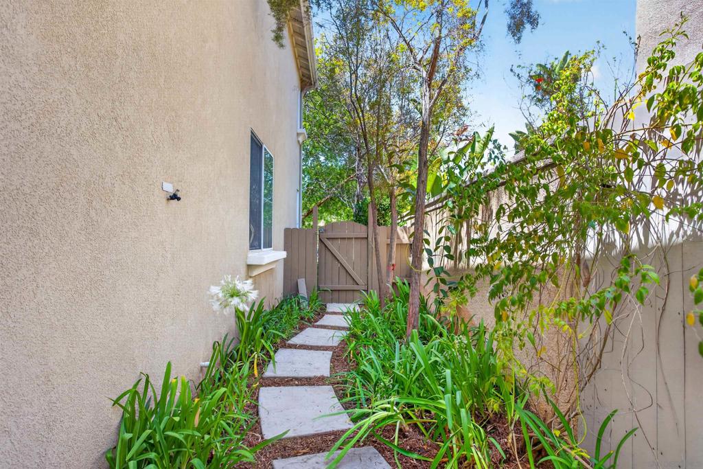 16159 Cayenne Creek Pl Property Photo 36