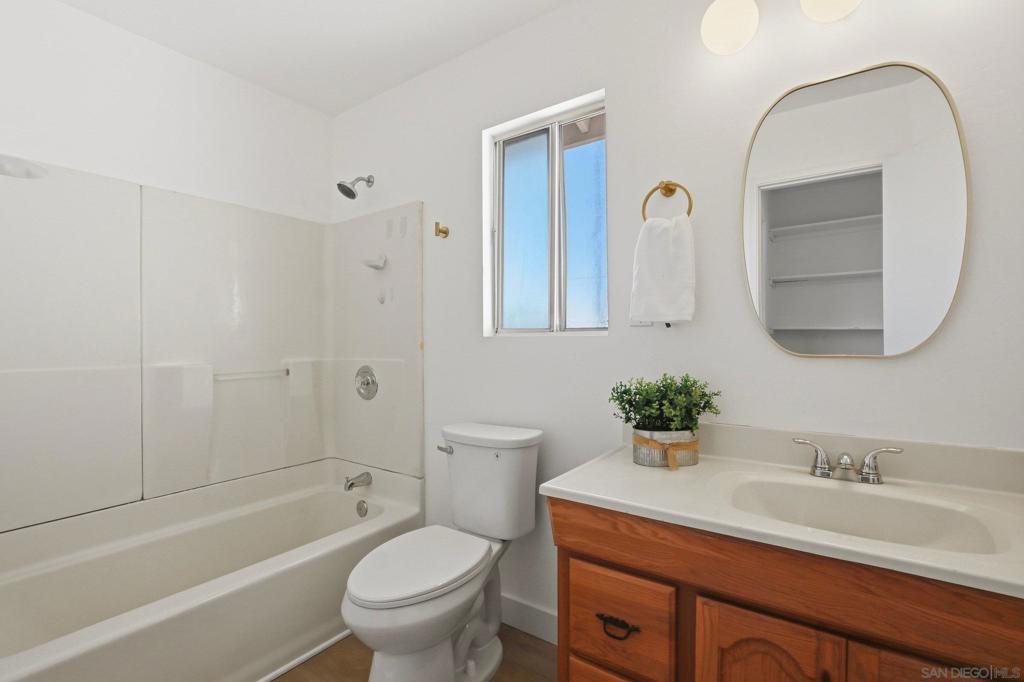 6121 Cumberland St Property Photo 23