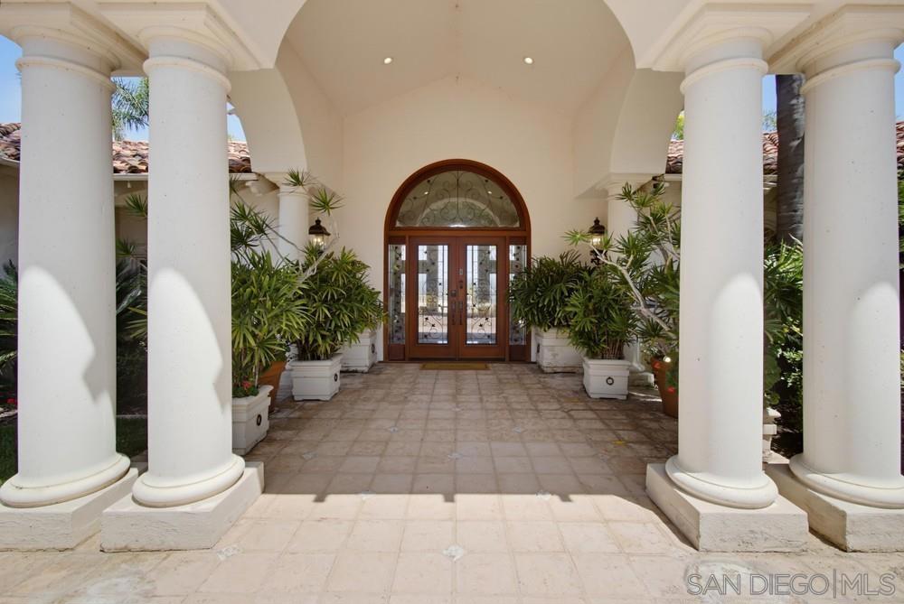 18103 Via Ascenso Property Photo 4