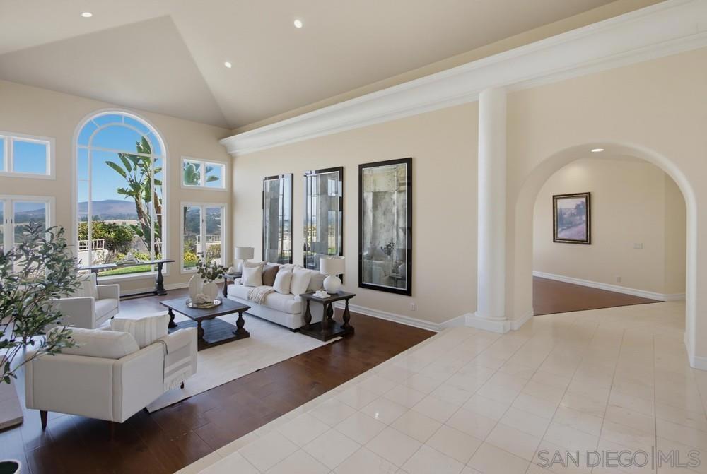 18103 Via Ascenso Property Photo 5