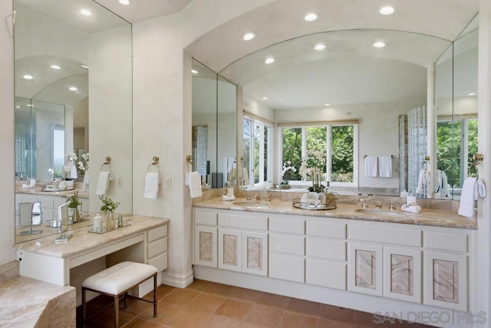 18103 Via Ascenso Property Photo 26