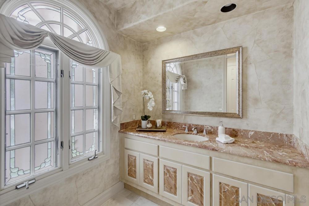 18103 Via Ascenso Property Photo 46