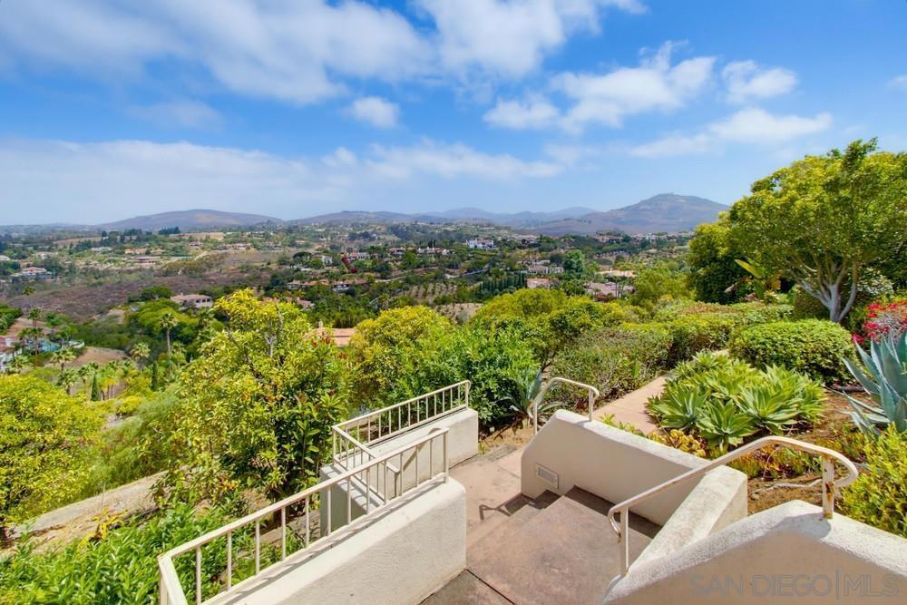 18103 Via Ascenso Property Photo 57