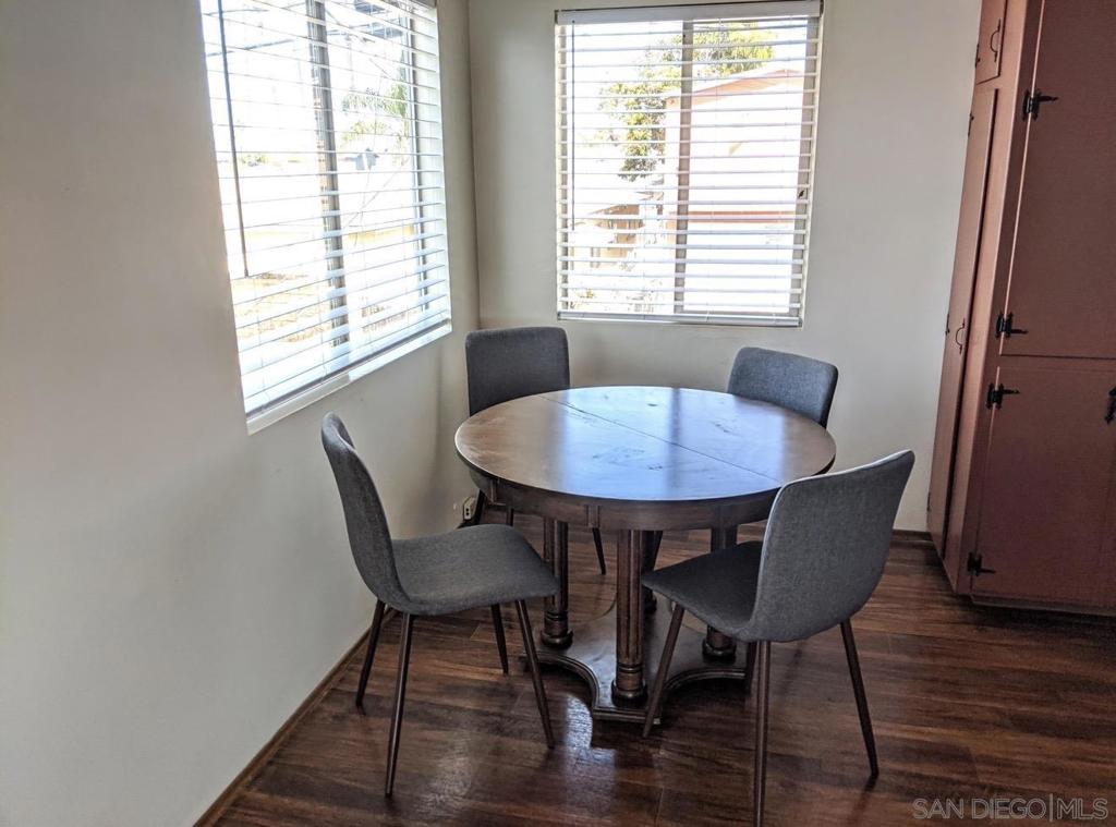 4662 Point Loma Ave Property Photo 4