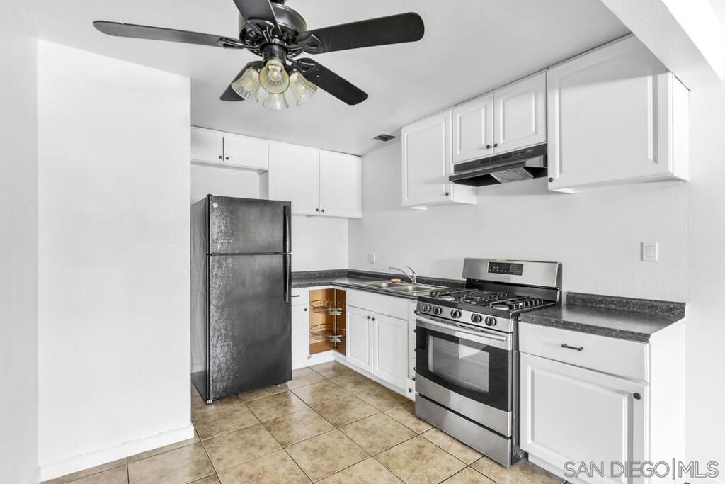 5920 Streamview Dr Property Photo 9