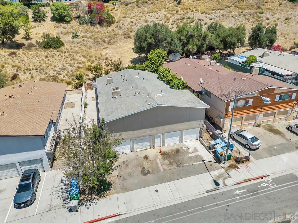 5920 Streamview Dr Property Photo 27