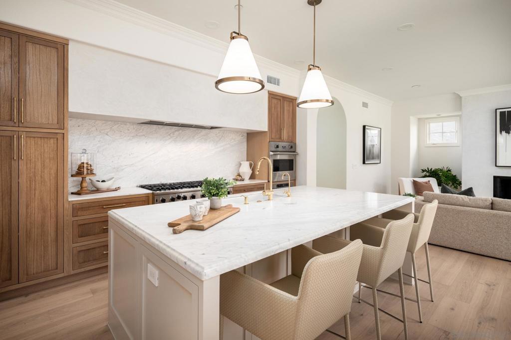 7823 Calle Cima Property Photo 13