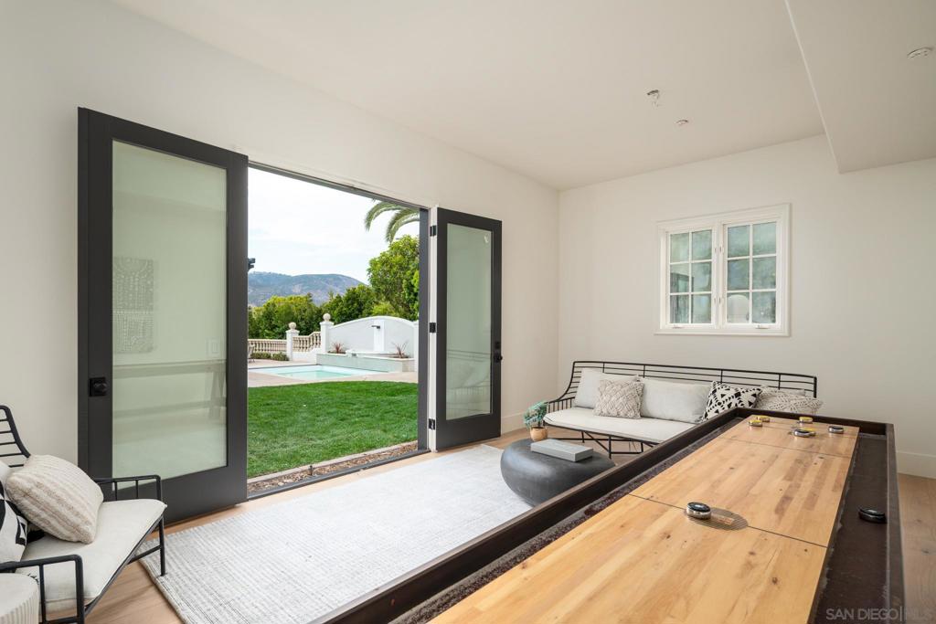 7823 Calle Cima Property Photo 29