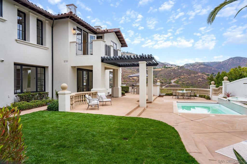 7823 Calle Cima Property Photo 32