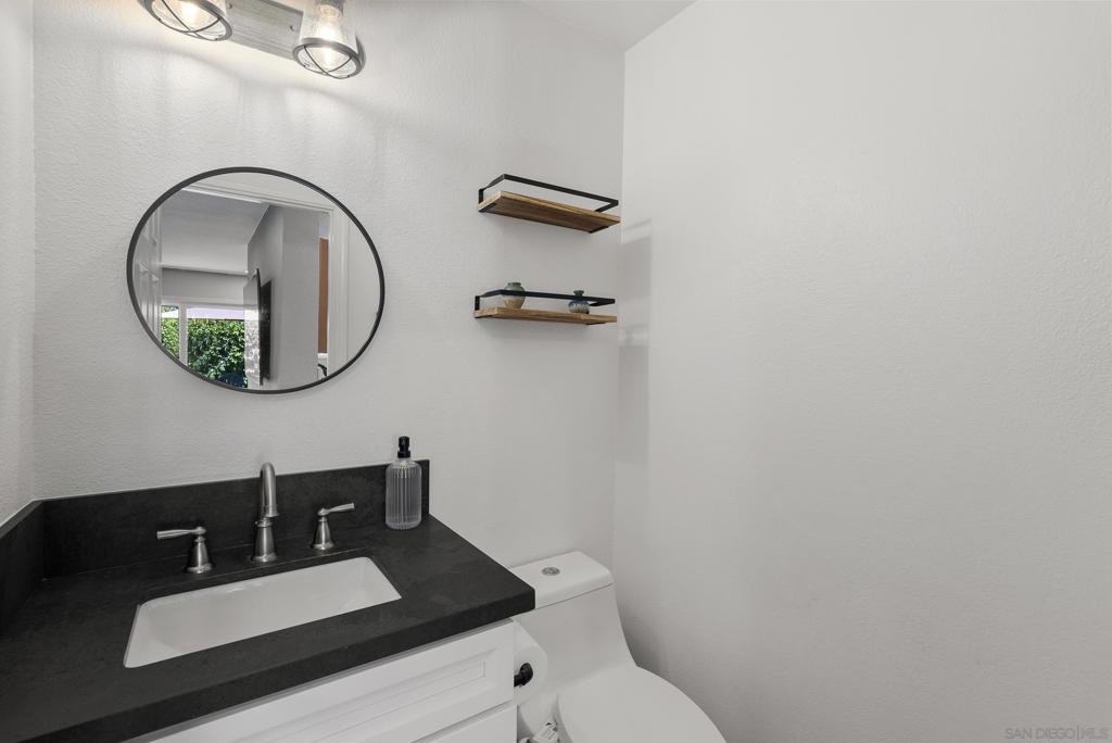 14287 Mariana Dr. Property Photo 8