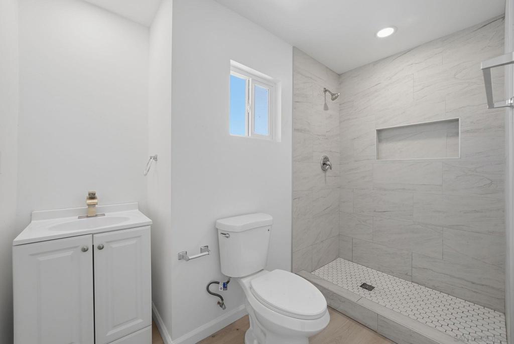 3153 55 G St Property Photo 9