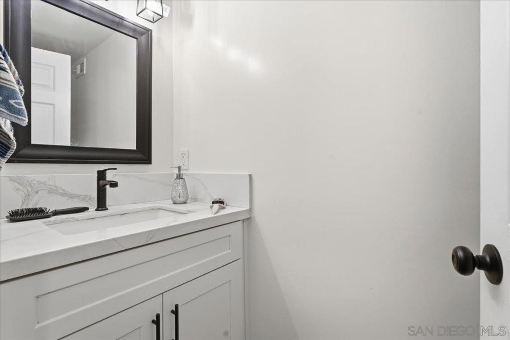 503 Smoketree Glen Property Photo 23