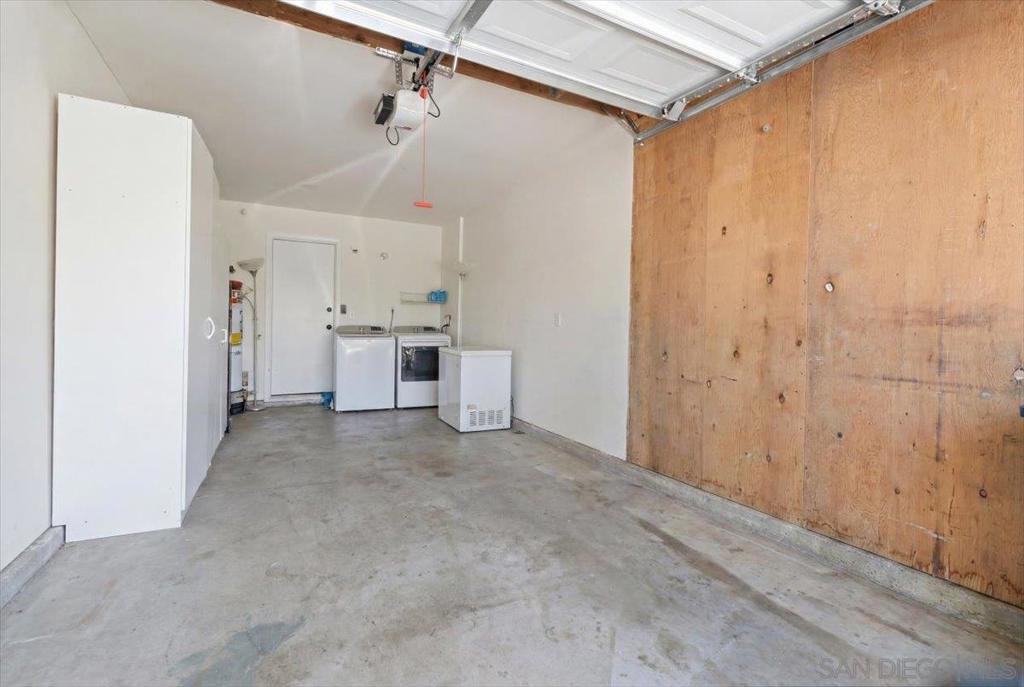 503 Smoketree Glen Property Photo 26