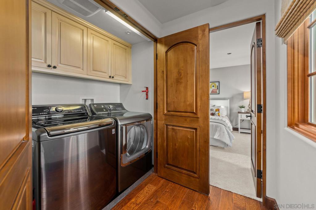937 F Ave Property Photo 34