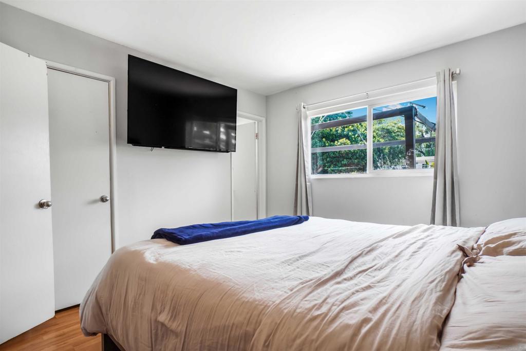 152 E Oxford Street Property Photo 13