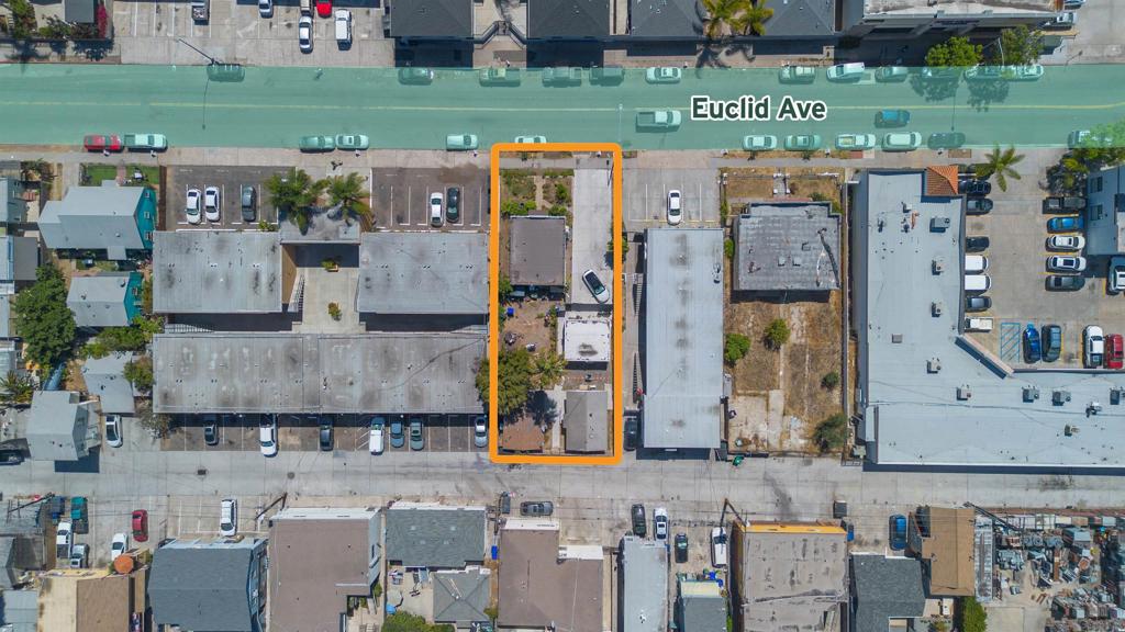 4052 56 Euclid Property Photo 2