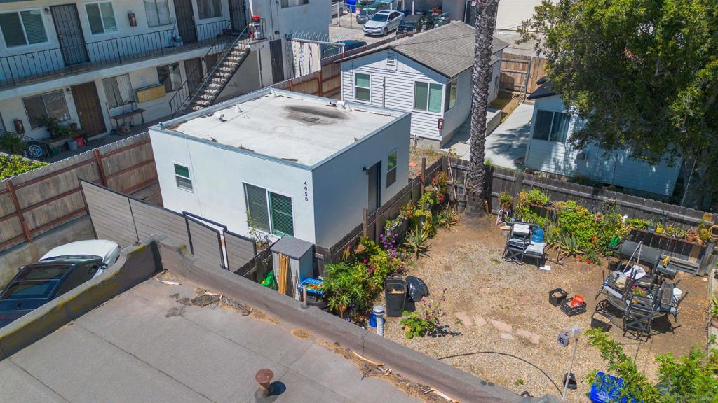 4052 56 Euclid Property Photo 25